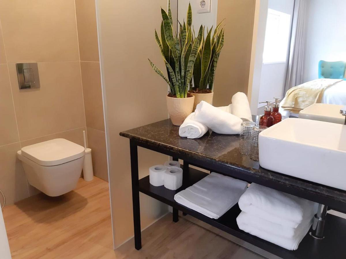 Novabila Guesthouse 维拉·雷阿尔 外观 照片
